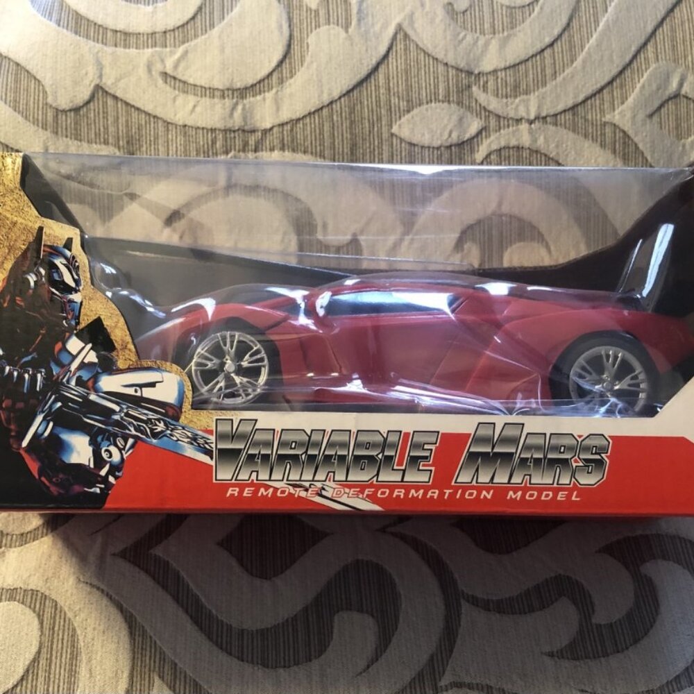NEW 2 in 1 Transformer Remote Control Car Deformation Robot Lamborghini Red